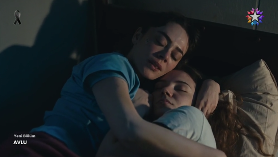 Avlu dizisinde geceye damga vuran sahne! Veda mı ediyor - Resim: 4