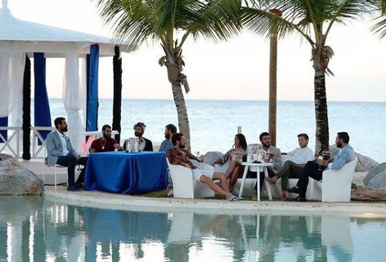 Survivor birleşme partisinde şıklık yarışı! Şarkı yarışmasının galibi kim oldu? - Resim: 2