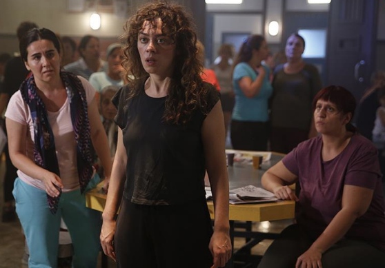 Star Tv'nin Avlu dizisinde şok ayrılık! Sevilen oyuncu diziye veda ediyor - Resim: 1