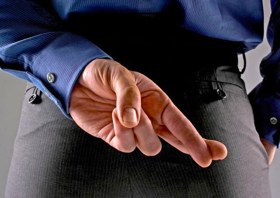 Erkeklerin yalan söylediğini nasıl anlarız? - Resim: 1