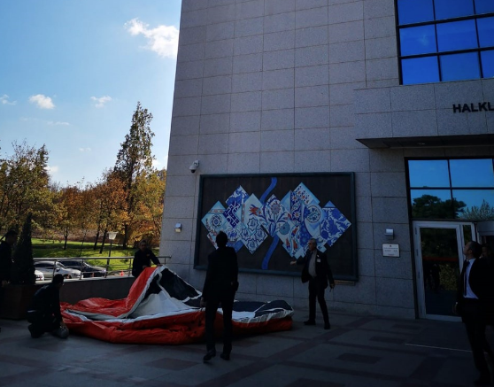 Meclis'te intihar girişimi! Vekiller zor ikna etti - Resim: 3