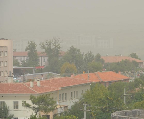 Şehirler toz bulutuna gömüldü - Resim: 2
