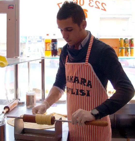 Tatlıtuğ'dan ilham aldı 4 şube açtı - Resim: 2