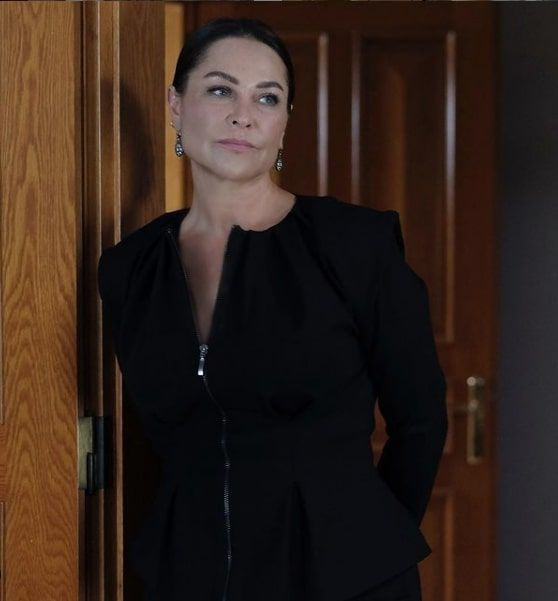 Masumiyet dizisinin başrolü Hülya Avşar cinsel yönelimini açıkladı! 'Seks, para, zeka...' - Resim: 1