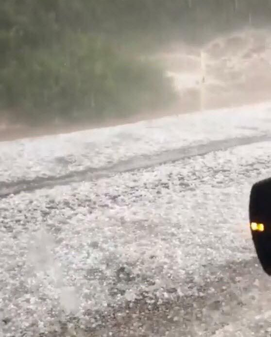 İzmir'de yağmur hayatı felç etti! Vatandaşlardan tepki yağdı - Resim: 2