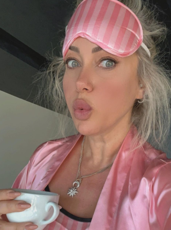 Hande Sarıoğlu Yeliz Yeşilmen kavgası! 'Hoşsun ama boşsun' lafına sert yanıt: Evli adamlarla birlikte olup... - Resim: 3