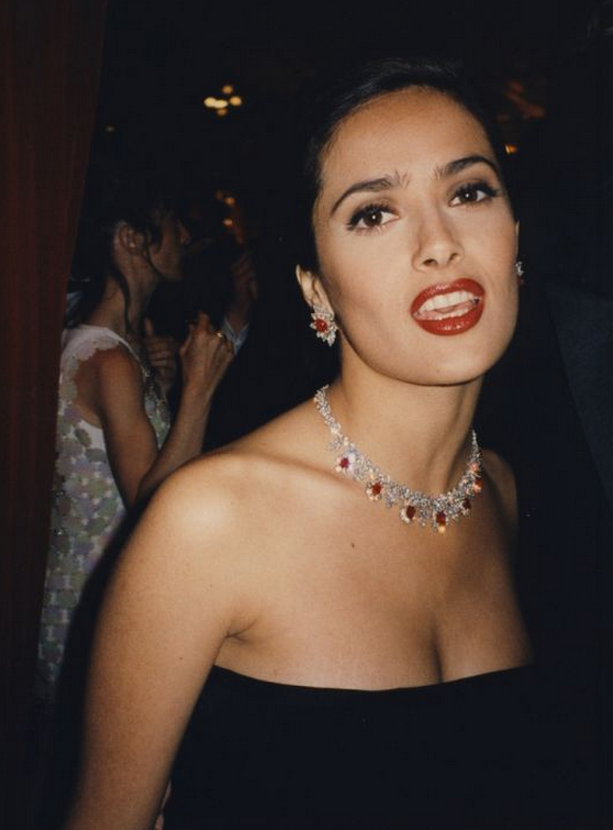 Ünlü isimlerin samimi pozlarını paylaştı - Resim: 4