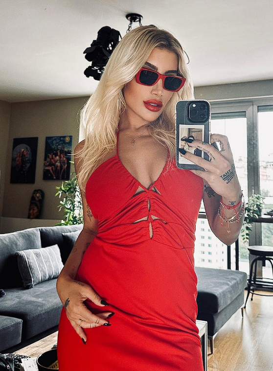 İrem Derici hastaneye kaldırıldı! Durumu kötü... Ünlü şarkıcının sağlık sorunu ne? - Resim: 4