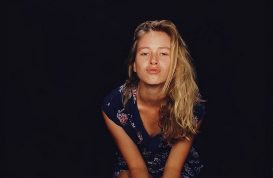 Ünlü isimlerin samimi pozlarını paylaştı - Resim: 2