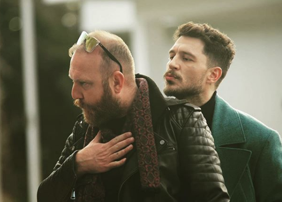 Sefirin Kızı'nın yıldızı Uraz Kaygılaroğlu annesiyle pozunu paylaştı yorum yağdı - Resim: 3