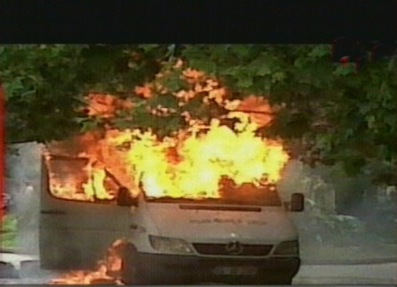 Yunanistan karıştı - Resim: 3