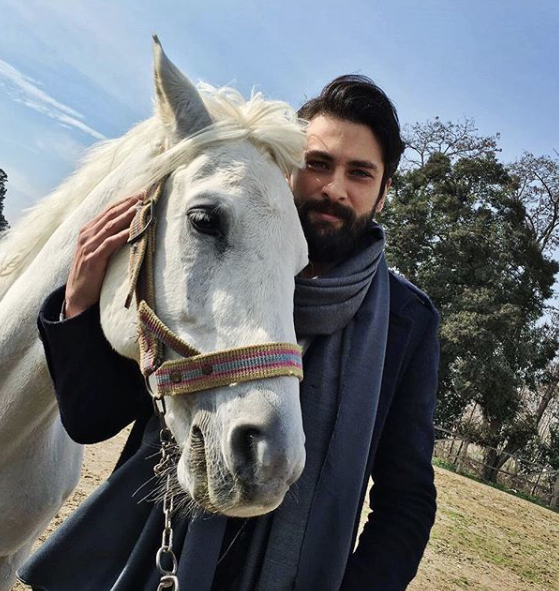 Yasak Elma'dan apar topar ayrılan Onur Tuna'nın yeni işi belli oldu - Resim: 4