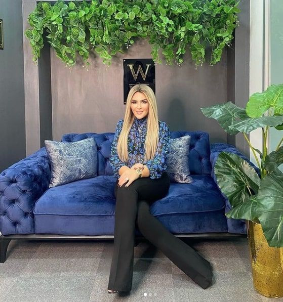 Selin Ciğerci güzellik merkezine yaptırdığıyla ağızları açık bıraktı heykelini yaptırdı - Resim: 1