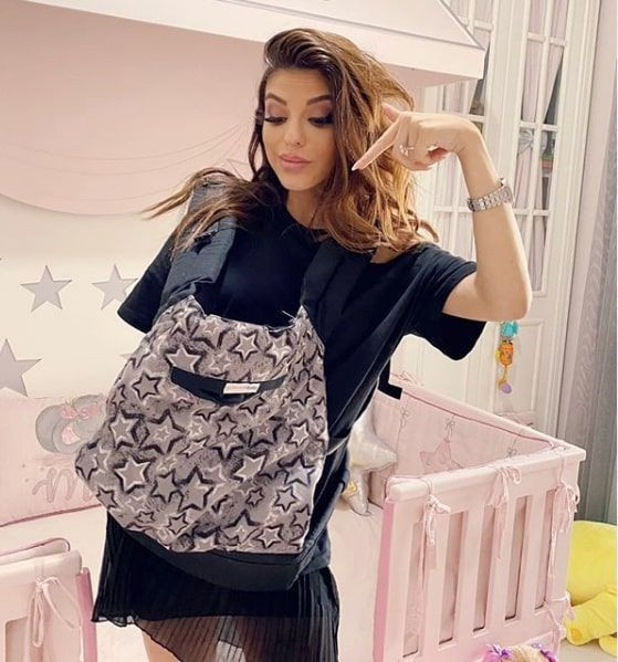 Bircan Bali makyajsız haliyle hayrete düşürdü inadına paylaştı - Resim: 1