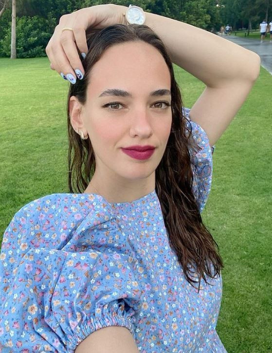 Seda Bakan ve Amine Gülşe'den sonra İrem Derici de boyattı! Sarı saç en çok hangisine yakıştı? - Resim: 4