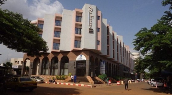 Mali'de lüks otele silahlı baskın - Resim: 1