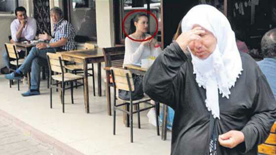 Fahriye Evcen esti gürledi - Resim: 2