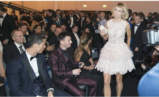 Ronaldo'nun hayran kaldığı kadın futbolcu - Resim: 1