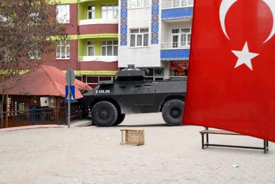 23 Nisan'da panzer dehşeti! - Resim: 1