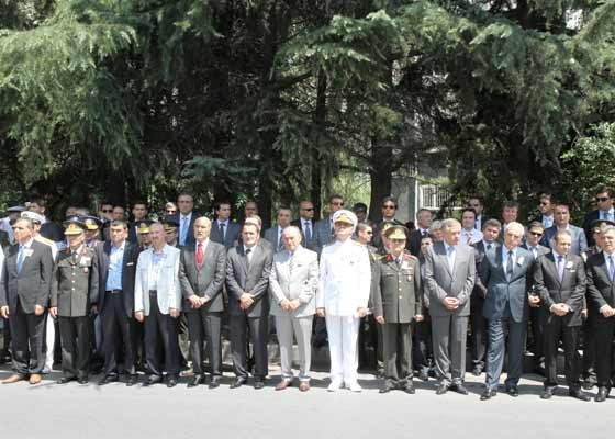 İstanbul şehidini böyle uğurladı - Resim: 3