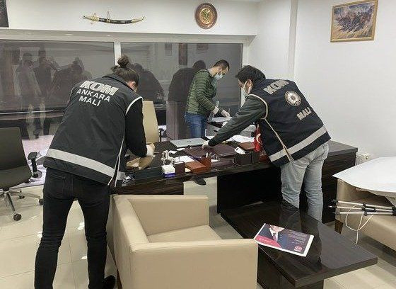 Türkiye'de yeni bir saadet zinciri olayı! 150 milyonluk dev vurgun! Binlerce kişiyi dolandırıp, sırra kadem bastılar - Resim: 1