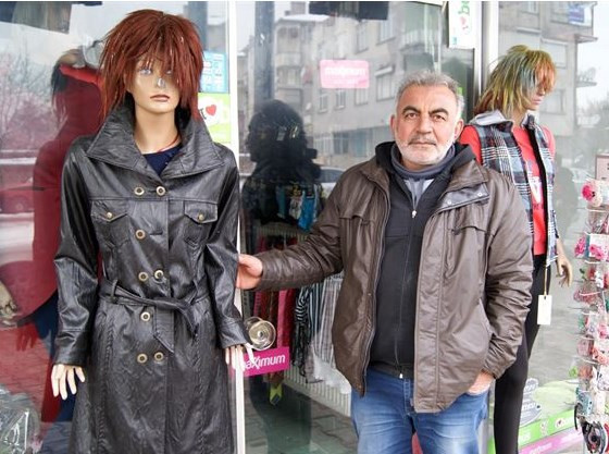 Cansız manken bu kez işe yaramadı! - Resim: 1