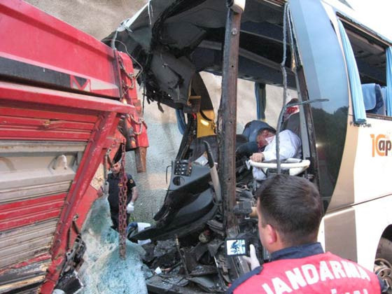 Bolu Dağı'nda korkunç kaza! - Resim: 3