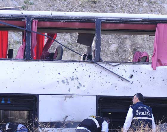 Asker taşıyan otobüse bomba! - Resim: 4
