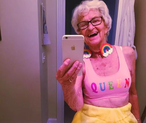 Kardashianlar'ın 88'lik kankası yok böyle bir şey! - Resim: 2