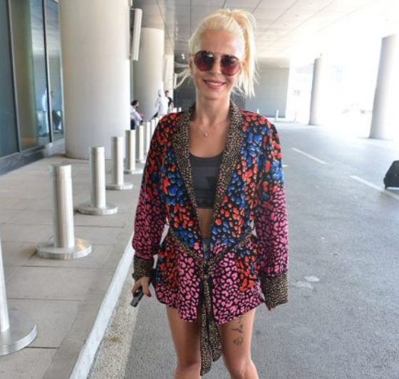 Kazancını bakın neye yatırıyormuş Şarkıcı Simge 'evim yok' diyerek itiraf etti - Resim: 2