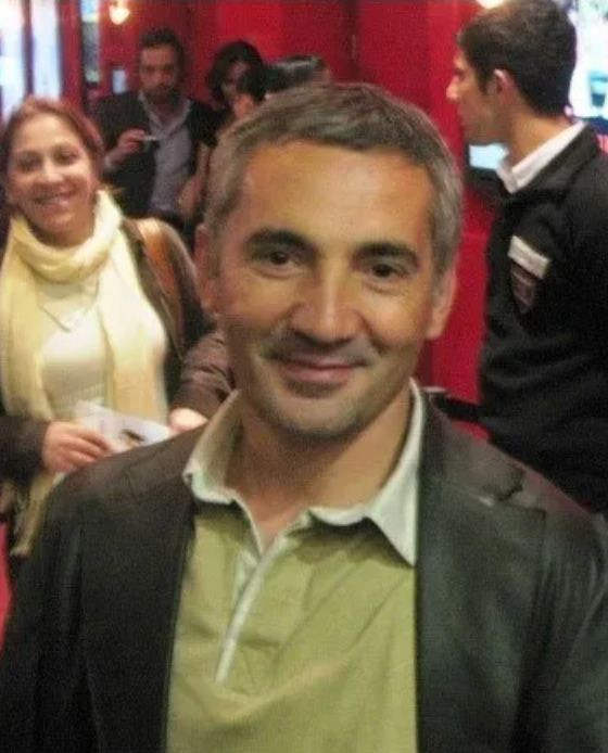 43 yıllık evlilik 10 dakikada bitti! Ünlü yapımcı Şükrü Avşar eşinden boşandı: İhanetin bedeli... - Resim: 3