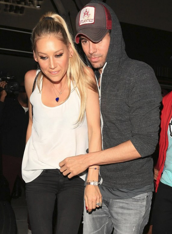 İkiz bebeklerinin fotoğraflarını paylaştılar - Resim: 2