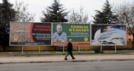 Diyarbakır'daki bilboardlarda Abdullah Öcalan afişleri - Resim: 4