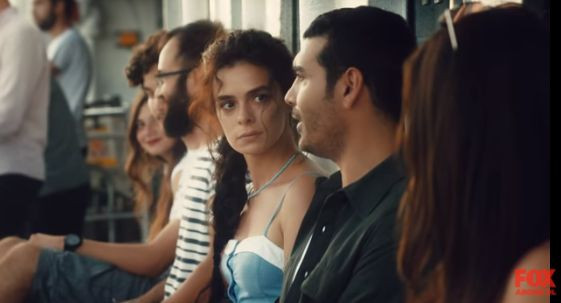 Kadın dizisindeki bu detayı kimse fark etmedi okul ismine dikkat - Resim: 2