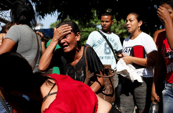 Venezuela'da önce isyan sonra yangın: 68 ölü - Resim: 1