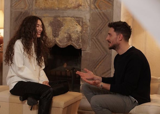 Sefirin Kızı'nın yıldızı Uraz Kaygılaroğlu annesiyle pozunu paylaştı yorum yağdı - Resim: 1