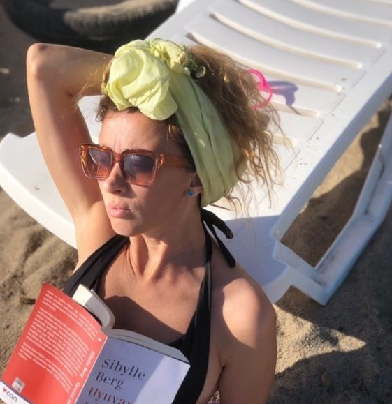 Kimdir bu İrem Kahyaoğlu kaç yaşında? Yeni sezonda Güldür Güldür'e katıldı! - Resim: 2