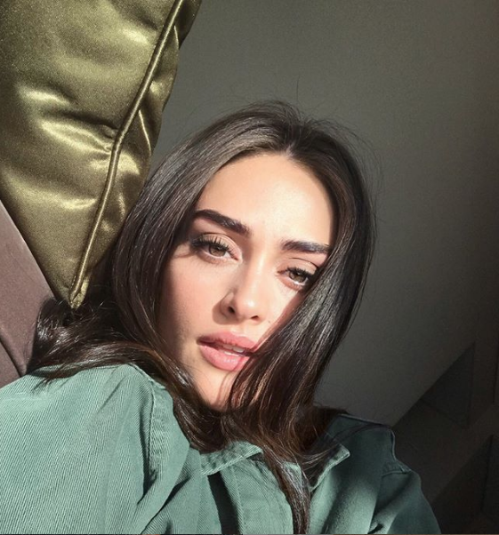 Diriliş Ertuğrul'dan sonra Ramo'nun yıldızı olan Esra Bilgiç zirveye tırmanıyor - Resim: 4