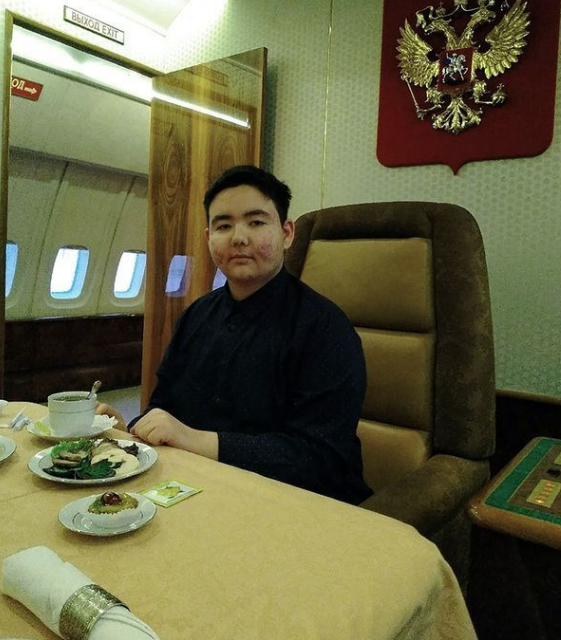 Görenin ağzı açık kalıyor! Putin’in altın tuvaletli lüks uçağı - Resim: 3