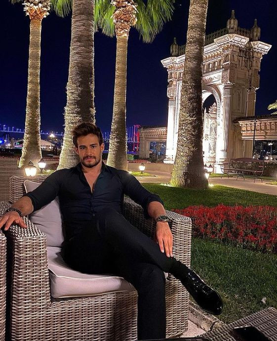 Survivor Batuhan'dan, Demet Akalın'ın 'arabayı verdiler mi' sorusuna verdiği yanıt kriz çıkardı! - Resim: 4