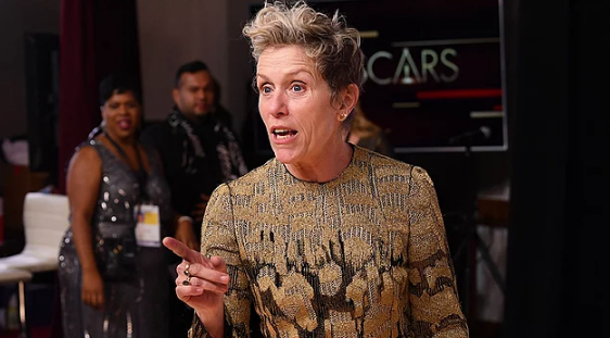 Hırsız içeridense kapı kilit tutmazmış Oscar hırsızı bakın kim çıktı - Resim: 4