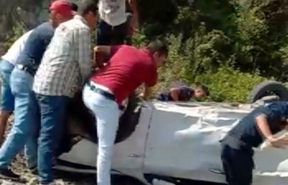 Hatay'da ölümden kıl payı kurtulan sürücünün isteği şaşkına çevirdi - Resim: 0