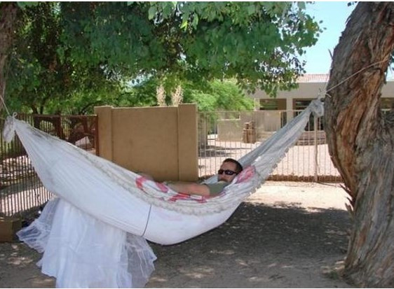 Terk edilince gelinlikten intikam aldı - Resim: 4