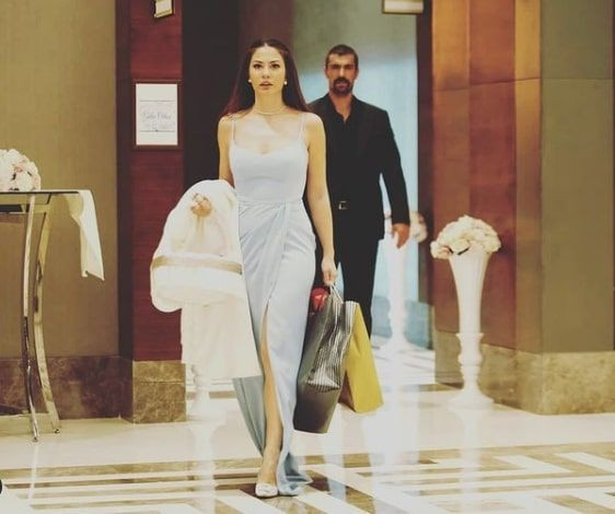 Doğduğun Ev Kaderindir oyuncusu Demet Özdemir paylaştı herkesi mest etti - Resim: 1