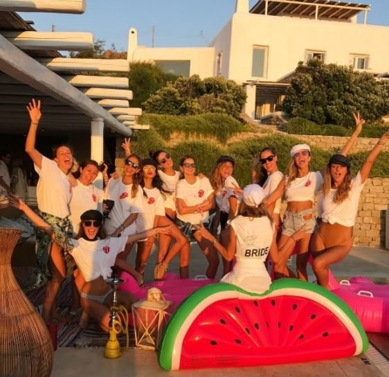 Şeyma Subaşı'nın bekarlığa vedasında kimler yoktu ki! - Resim: 2