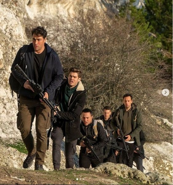 FOX TV'yi Savaşçı heyecanı sardı Tamer Karadağlı Ediz Hun Savaşçı tüyoları verdi - Resim: 1