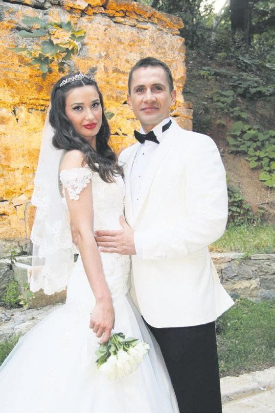 Emre Aşık’ın eşi Yağmur Aşık cezaevi firarisiyle aynı arabada yakalandı  - Resim: 3