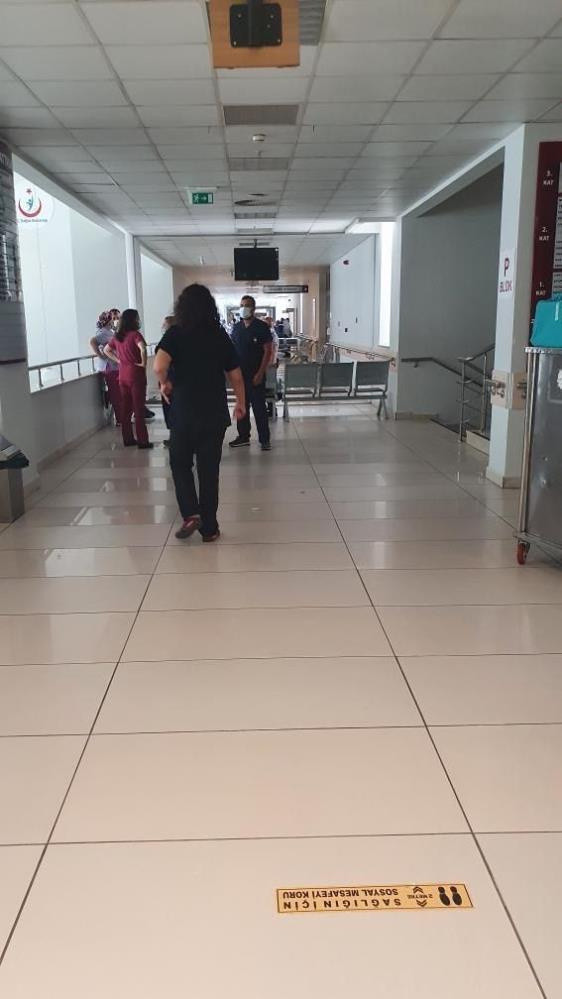 Siirt'te görevli astsubay Antalya'da hastane tuvaletinde intihar etti - Resim: 0