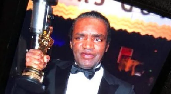 Hırsız içeridense kapı kilit tutmazmış Oscar hırsızı bakın kim çıktı - Resim: 3