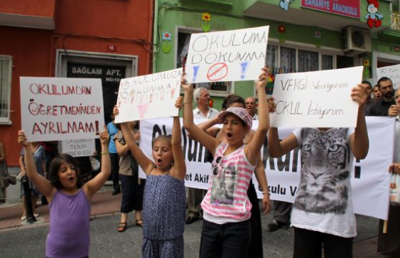 'Okuluma dokunma' protestosu - Resim: 4